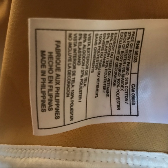 Nike Coat Size M (6-10) Creme with Gold Accent Trim.  Excellent Condition. - Picture 4 of 4